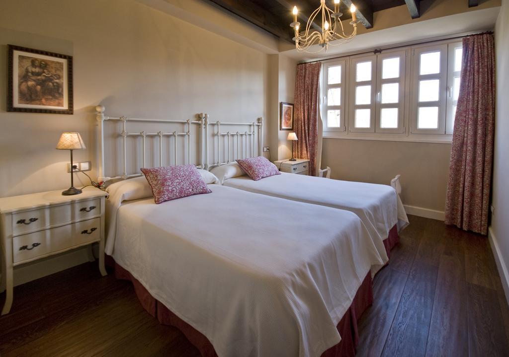 Las Casas Rurales Huerta San Benito Villamayor  エクステリア 写真